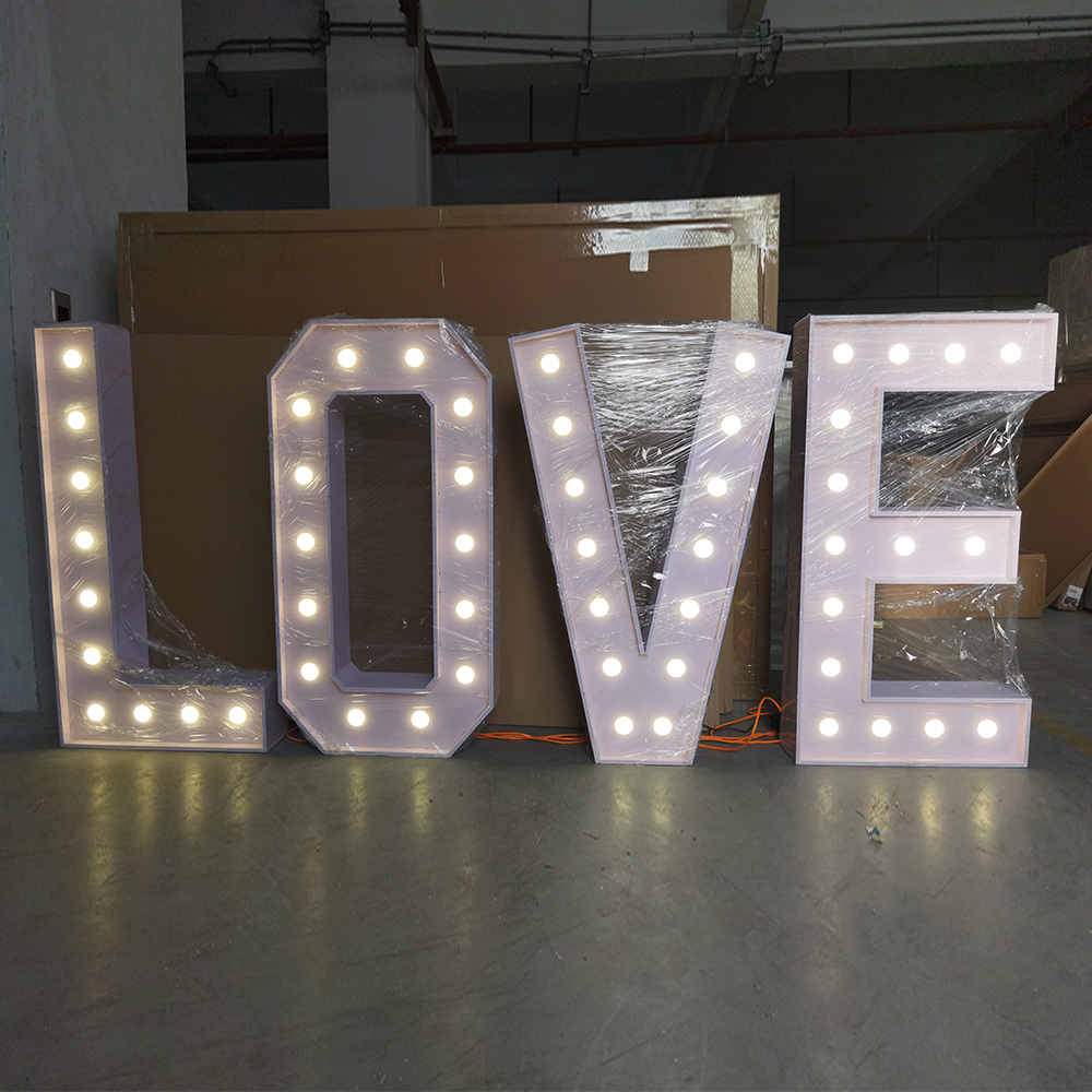 chapiteau éclairer lettre led  - Light Up Letters Marquee avis et prix